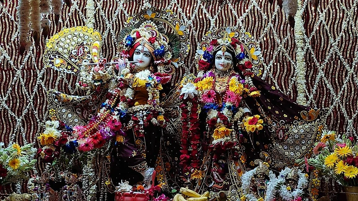 LIVE: घर बैठे देखिये Iskcon Temple लखनऊ जन्माष्टमी महामहोत्सव के पावन पर्व को, करें इस Link पर क्लिक
