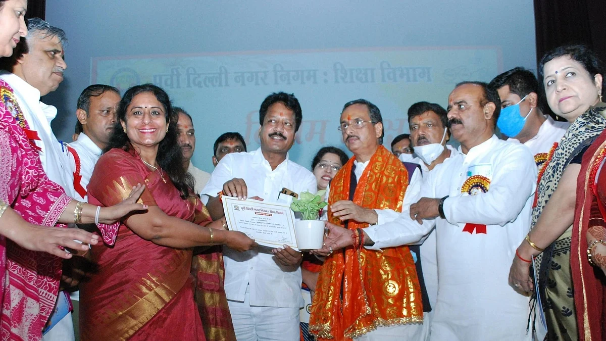 पूर्वी निगम के 27 शिक्षक निगम पुरस्कार से सम्मनित, यूपी उपमुख्यमंत्री ने कहा, निगम स्कूलों में नई शिक्षा नीति जल्द होगी लागू