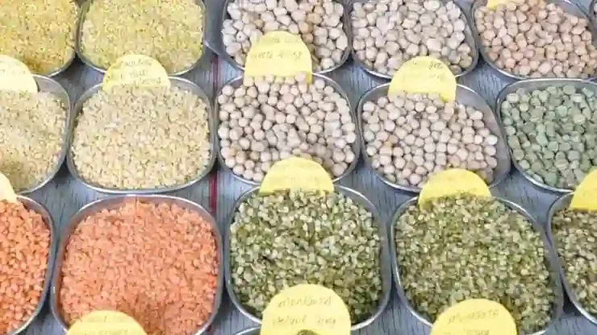 पाकिस्तान का सारा ध्यान अफगानिस्तान पर केंद्रित, चरमराई अर्थव्यवस्था