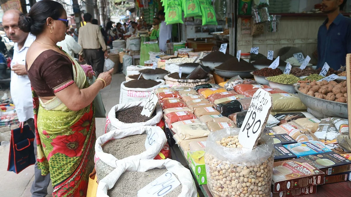 भारत में अगस्त थोक मूल्य मुद्रास्फीति बढ़कर 11.39 प्रतिशत हुई