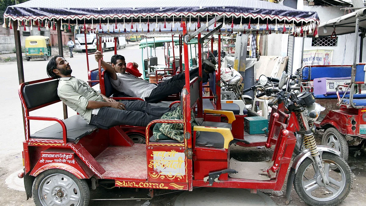 यूगांडा और नेपाल की सड़कों पर फर्राटा भरेगा उत्तर प्रदेश का बना ई रिक्शा