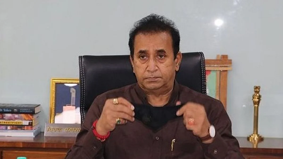 ED ने अनिल देशमुख के खिलाफ जारी किया लुकआउट सर्कुलर