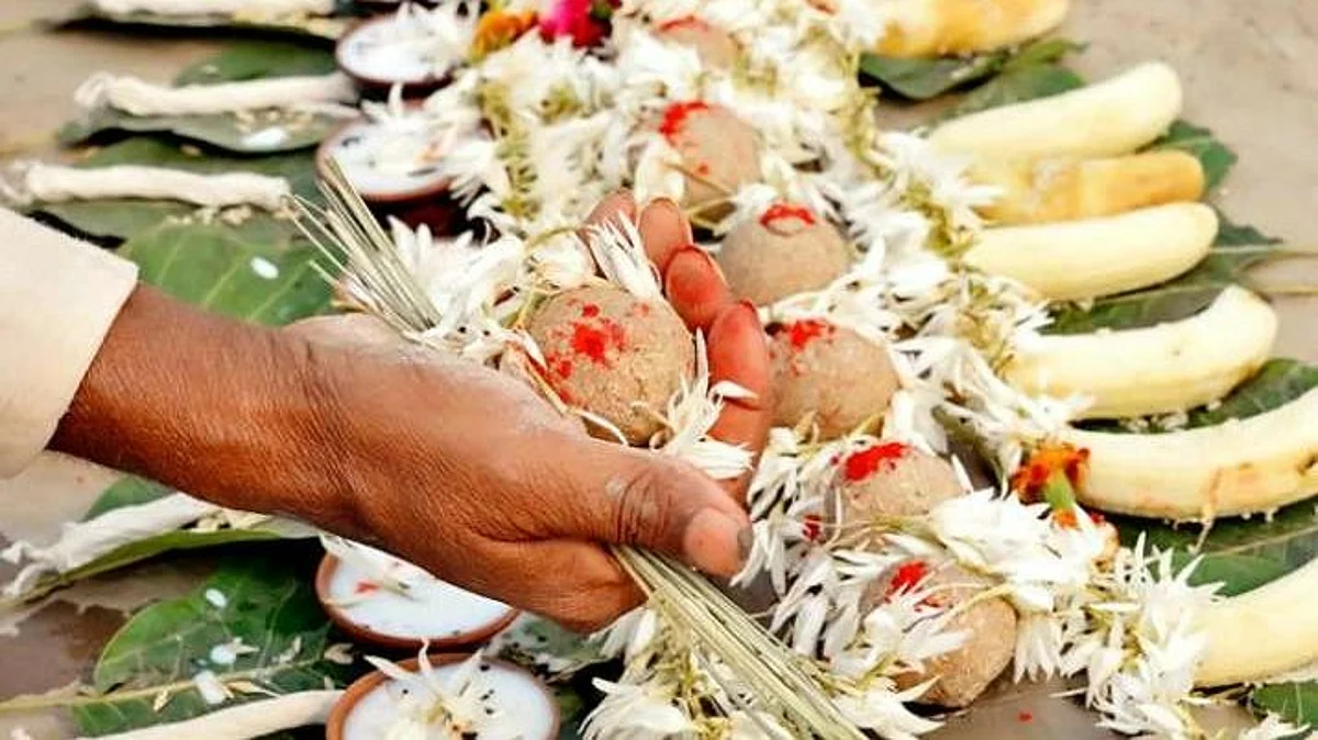 Pitru Paksha 2021: पिंडदान और श्राद्ध करने गया में ही क्यों जाते है लोग, जानें क्या है रहस्य इसके पीछे