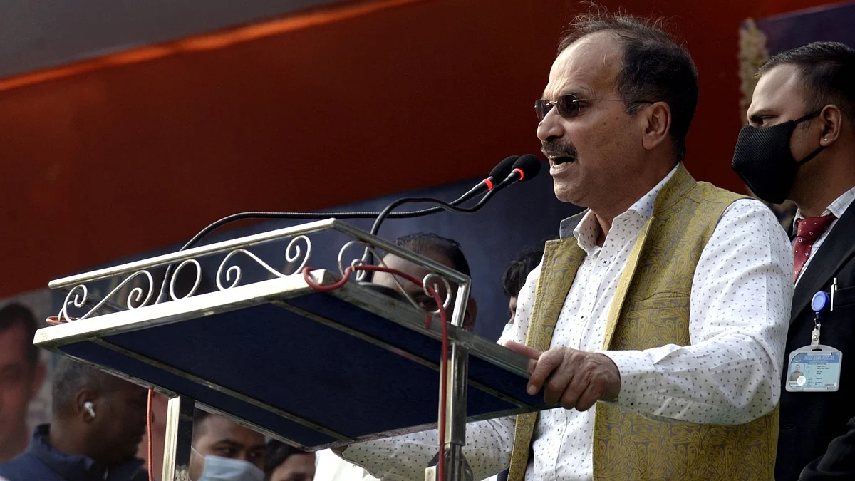 ममता बनर्जी के खिलाफ उम्मीदवार नहीं उतारेगी कांग्रेस-सूत्र