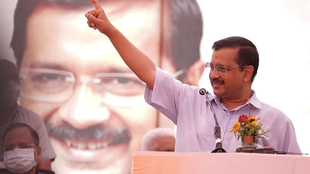 दिल्ली के मुख्यमंत्री ने प्रदूषण से लड़ने के लिए दिवाली पर पटाखों पर लगाई रोक