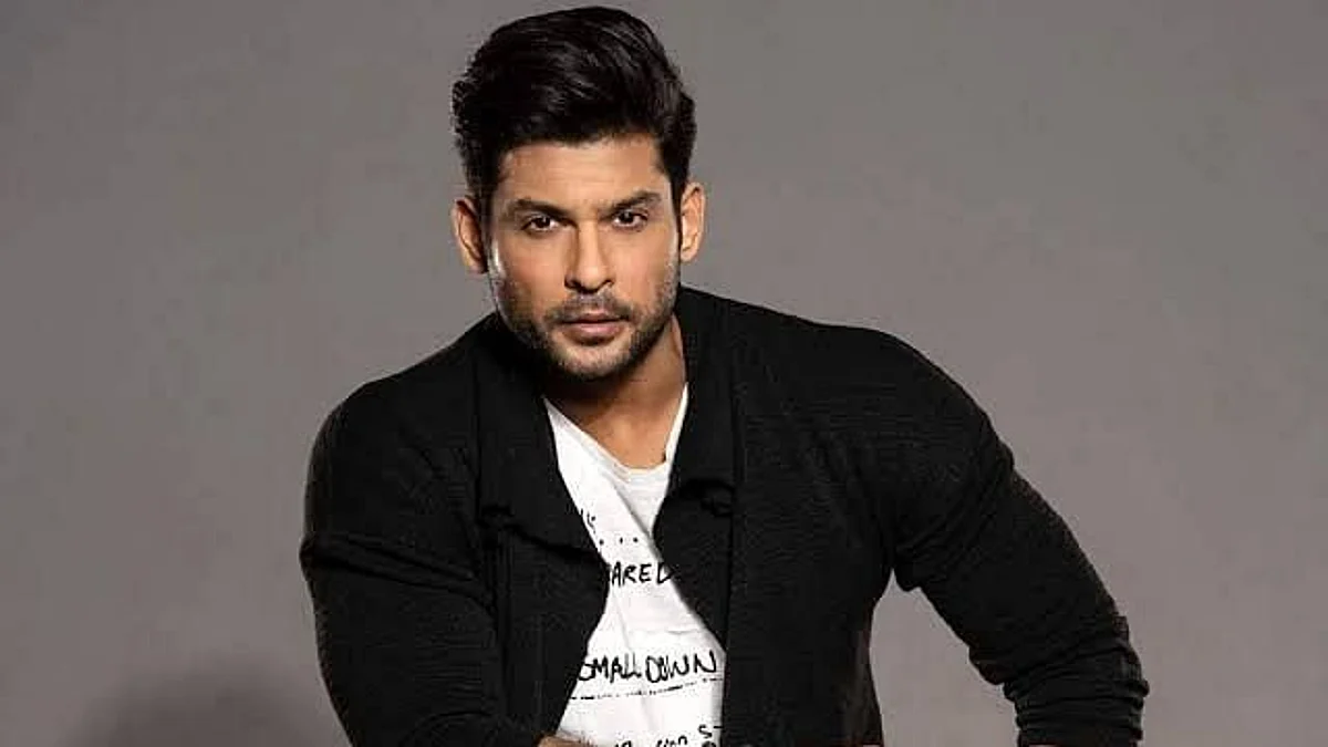 दुनिया भर के मॉडल्स को हराकर अभिनेता सिद्धार्थ शुक्ला ने 16 साल पहले टर्की में जीता था ये कांटेस्ट..