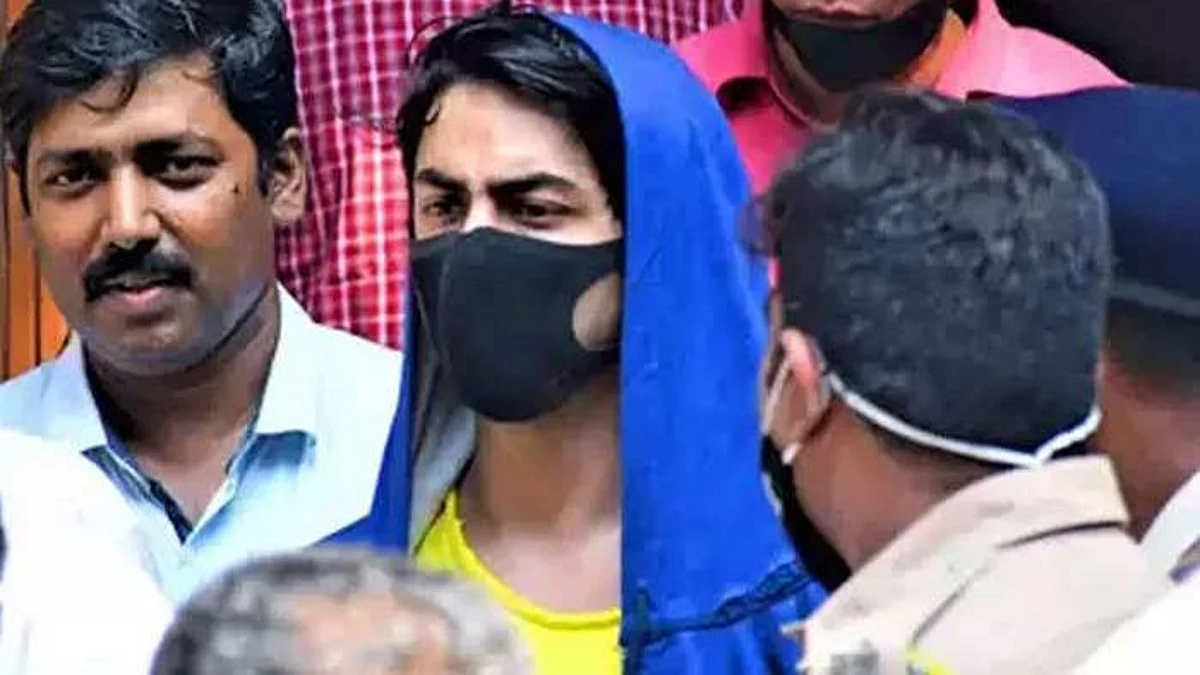 Cruise Party: आर्यन खान ने NCB की पूछताछ में पार्टी में ड्रग्स ले जाने की बात कुबूली