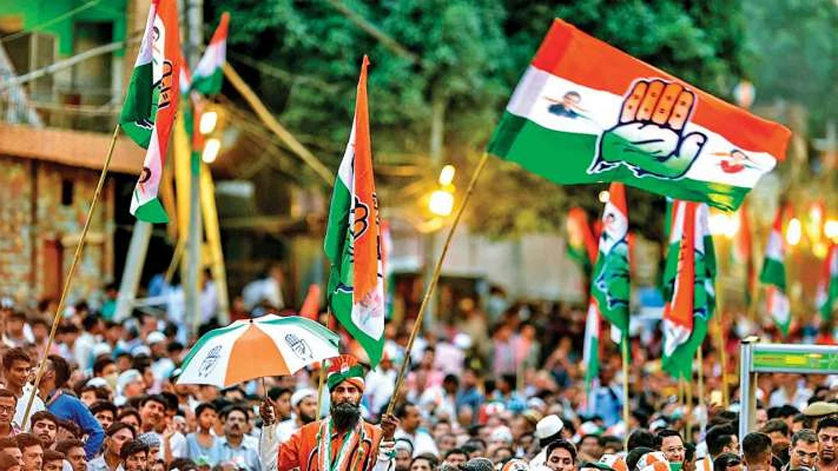 कांग्रेस का केंद्र सरकार पर हमला, कहा लोकतंत्र में गरीब की जान की कोई कीमत नहीं है क्या ?