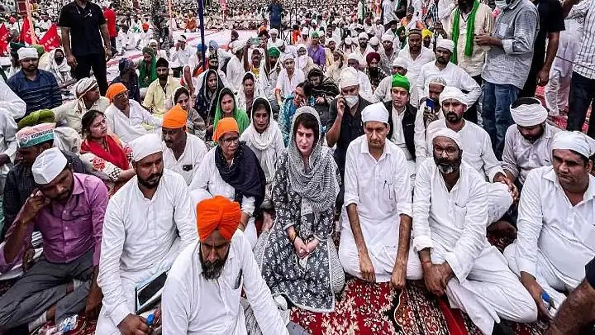 Lakhimpur Violence: लखीमपुर खीरी में किसानों की अंतिम अरदास में शामिल हुईं प्रियंका गांधी, सिख संगठन ने किया विरोध