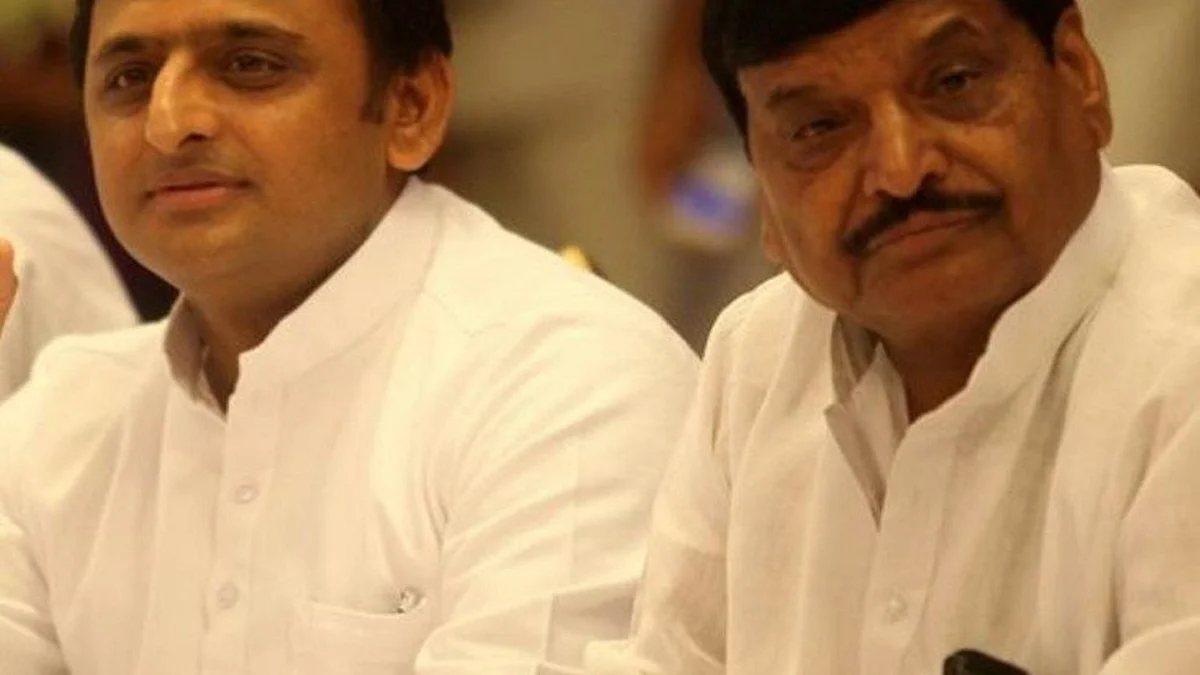 शिवपाल ने अखिलेश यादव को दिया एक हफ्ते का समय, बोले 'हम सपा में विलय के लिए तैयार हैं'