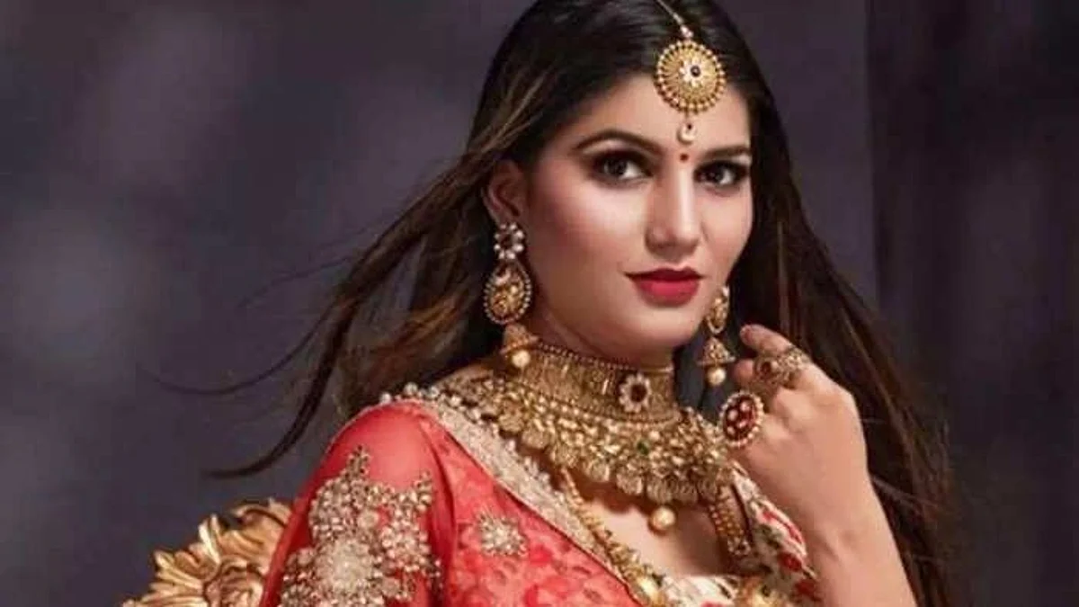 लखनऊ: डांसर सपना चौधरी के खिलाफ जारी हुआ अरेस्ट वारंट, जानिए क्या है पूरा मामला