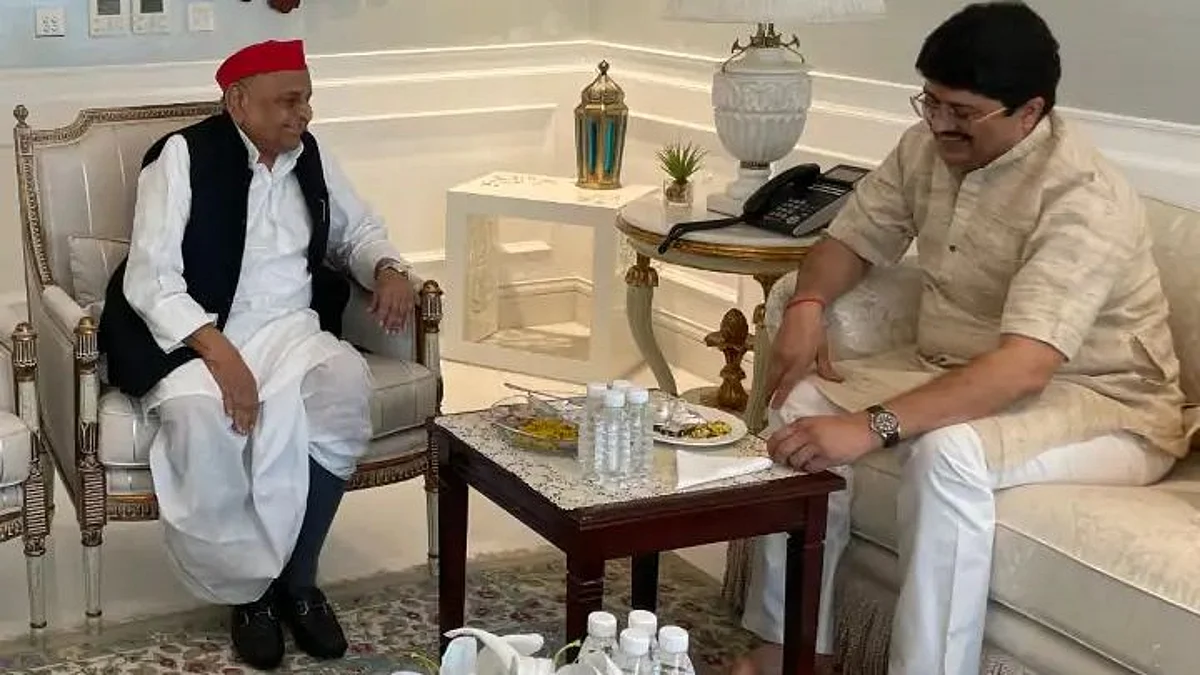 UP Election 2022: मुलायम सिंह यादव से मिले राजा भैया, क्या सपा के साथ होगा गठबंधन ?