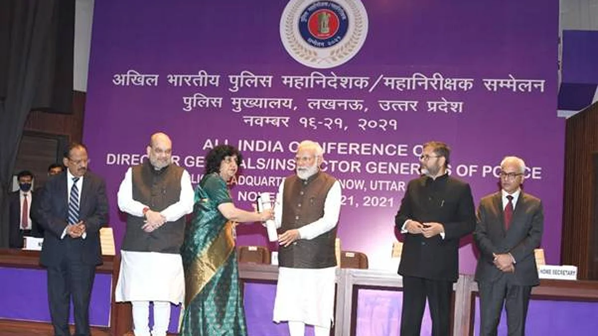 लखनऊ: DGP/IG सम्मेलन में बोले पीएम मोदी, 'हाईपावर पुलिस टेक्नोलॉजी मिशन स्थापित करें'