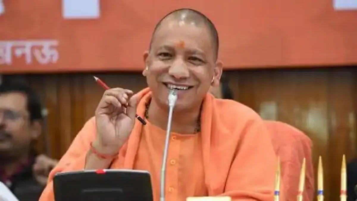 पाकिस्तान से आए हिंदू परिवारों के लिए घर बनाएगी योगी सरकार, खेती के लिए भी दी जाएगी जमीनें