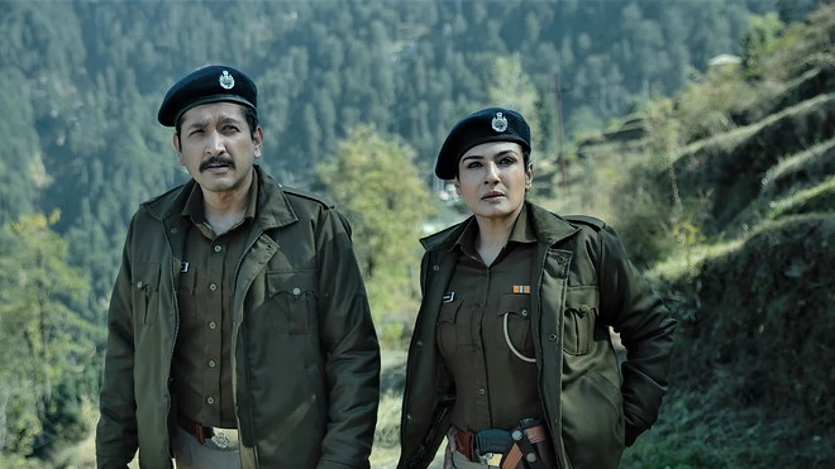 Netflix Web Series: जल्द रिलीज होगी रवीना टंडन की पहली वेब सीरीज 'अरण्यक', टीजर हुआ रिलीज