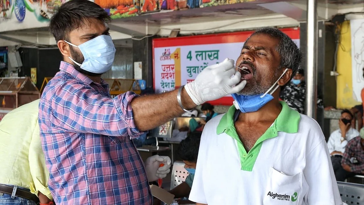 Covid-19 Updates: भारत में बीते 24 घंटे में कोरोना के 11,271 नए मामले, 285 लोगों की मौत