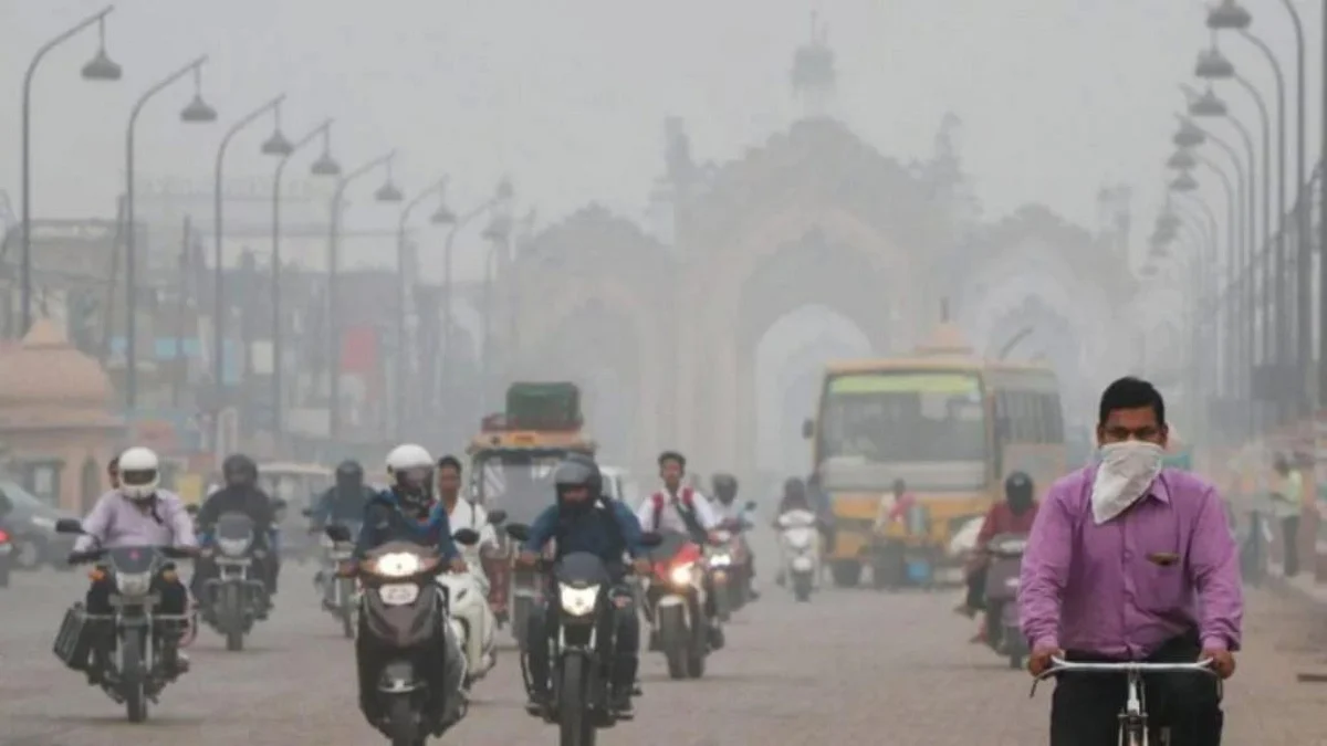 लखनऊ में बढ़ रहा प्रदूषण का स्तर, सांस संबंधी रोगियों की संख्या में हो रही बढ़ोतरी