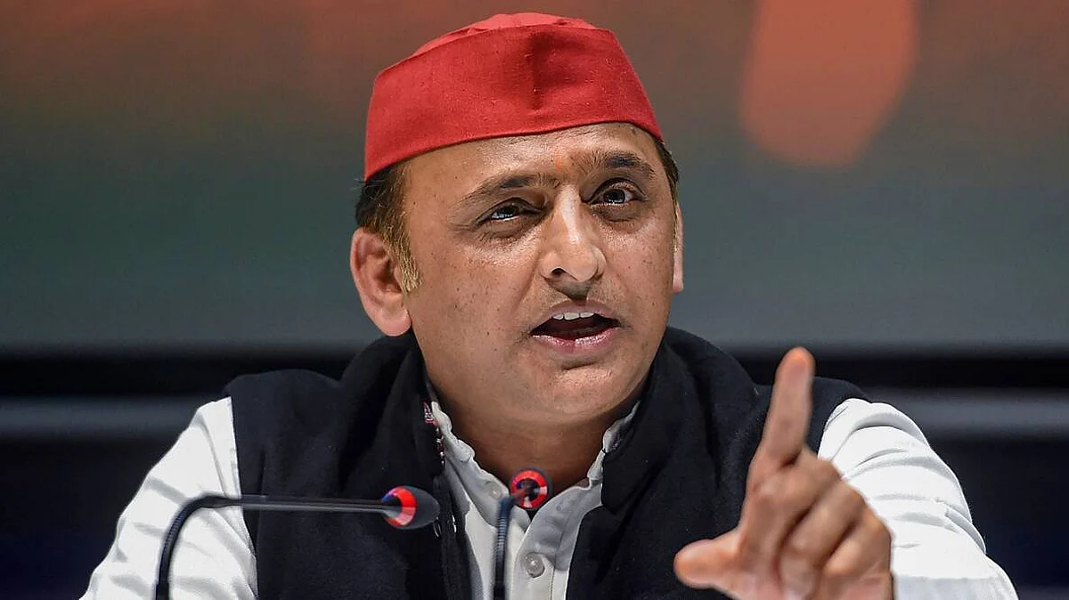 UP Election 2022: अखिलेश यादव का योगी सरकार पर निशाना, बोले- कीमतों को कम करने के लिए भाजपा सरकार को हटाना जरूरी