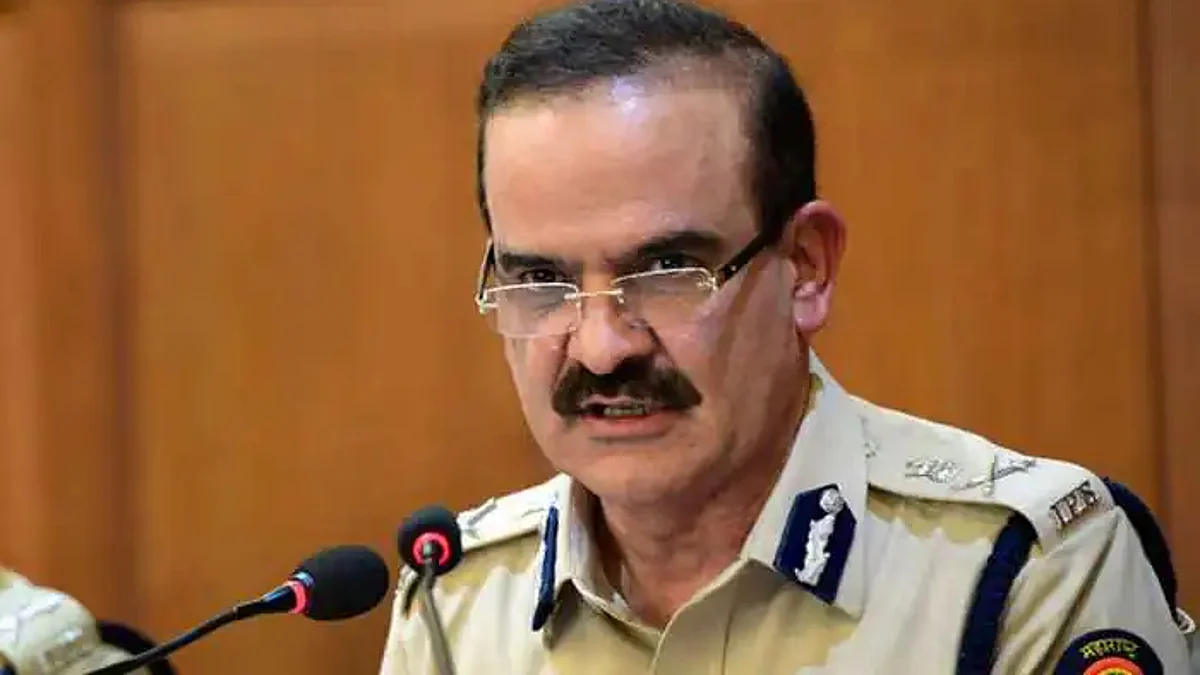 Extortion Case: परमबीर सिंह पहुंचे मुंबई, बोले- जांच में करूंगा सहयोग