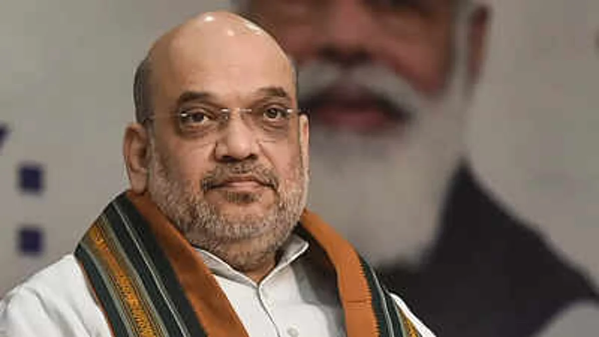 अमित शाह ने अपने गांधीनगर निर्वाचन क्षेत्र में समीक्षा बैठक की