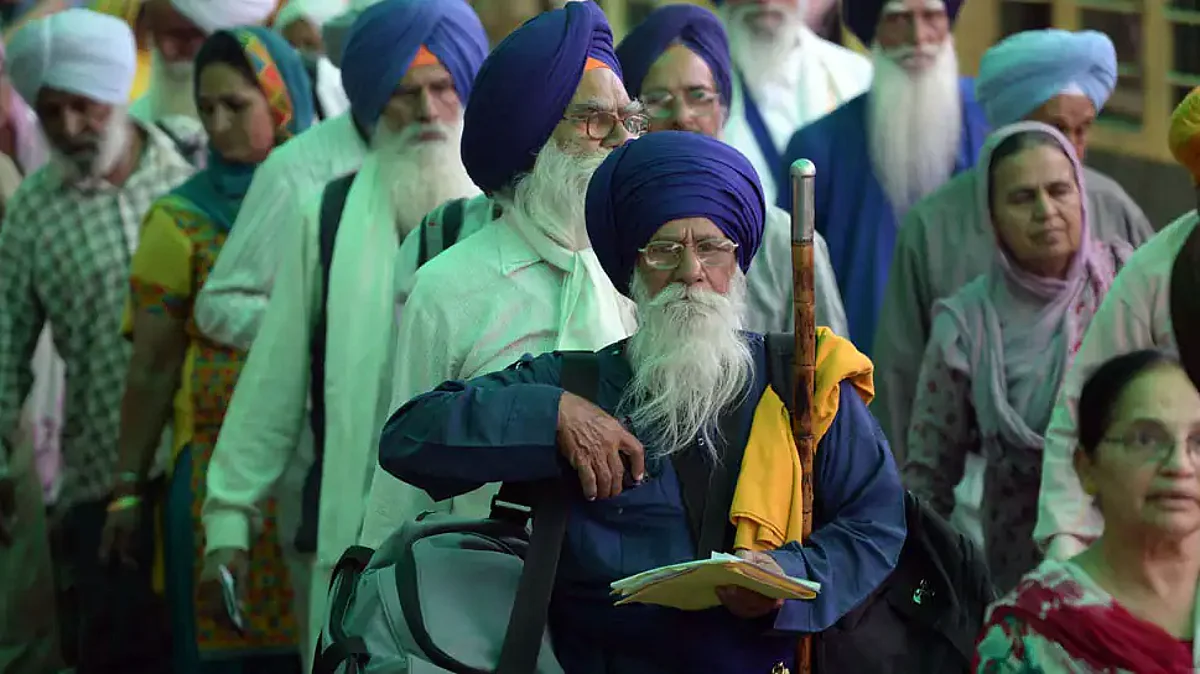 Guru Nanak Birth Anniversary: भारत के 3,000 सिख तीर्थयात्रियों को पाकिस्तान ने जारी किया वीजा