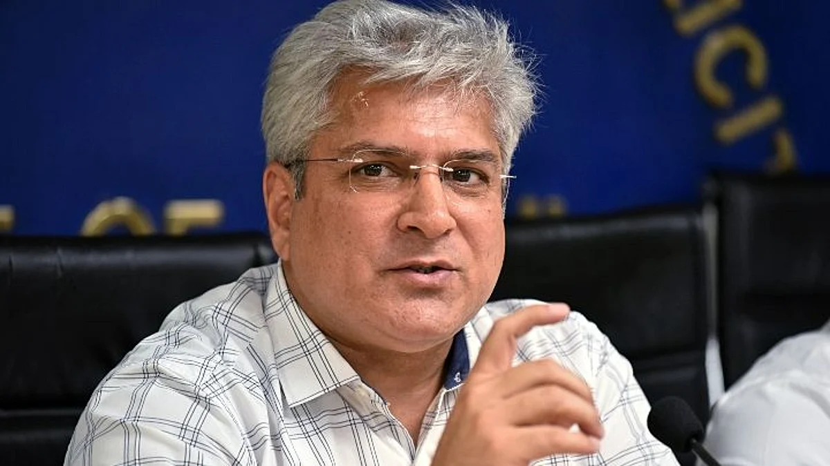 दिल्ली: अब आपको वाहन रजिस्ट्रेशन सर्टिफिकेट के लिए नहीं जाना पड़ेगा RTO, खरीदते ही मिलेगा