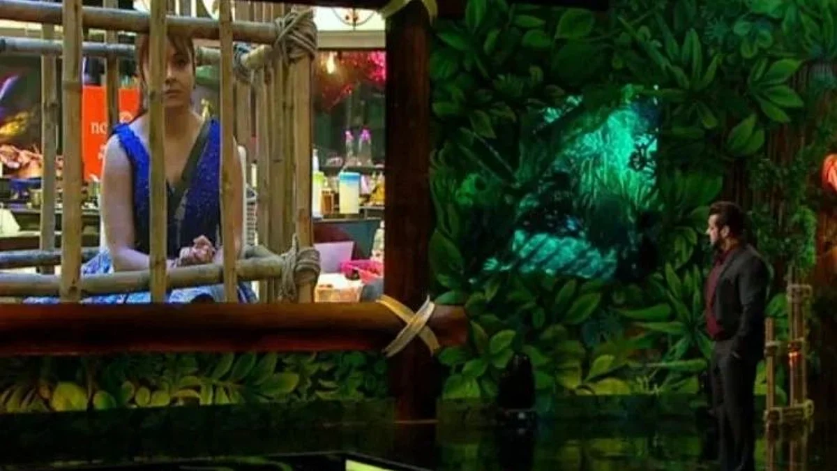 Bigg Boss 15: सलमान खान ने देवोलीना भट्टाचार्जी की लगाई क्लास, घरवालों ने सुना दी जेल की सजा