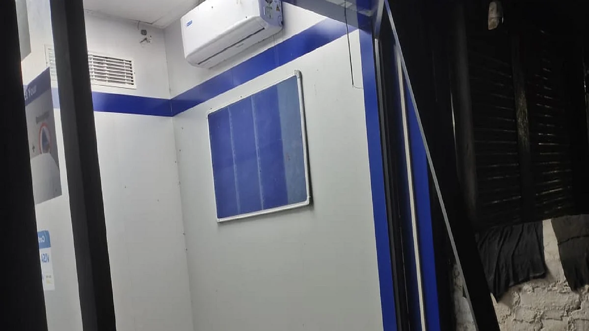 बिहार: पटना में उखाड़ा ATM, नालंदा में तीन दुकानों में सेंधमारी