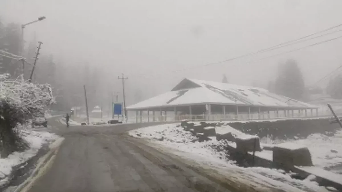 Jammu Kashmir Weather: श्रीनगर में सर्दी का सितम जारी, 26 से 28 दिसंबर को भारी बारिश और बर्फबारी की चेतावनी