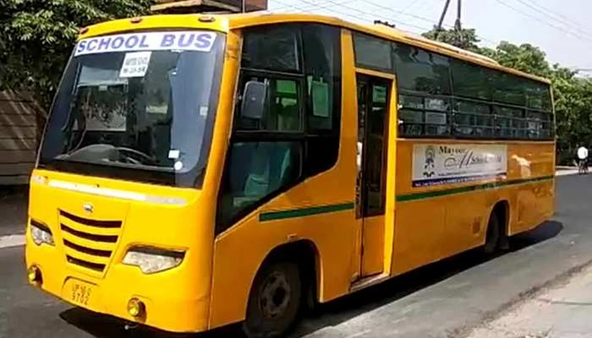 यूपी में सभी स्कूल बसों का वैधता 15 साल तक सीमित करने पर विचार: योगी सरकार