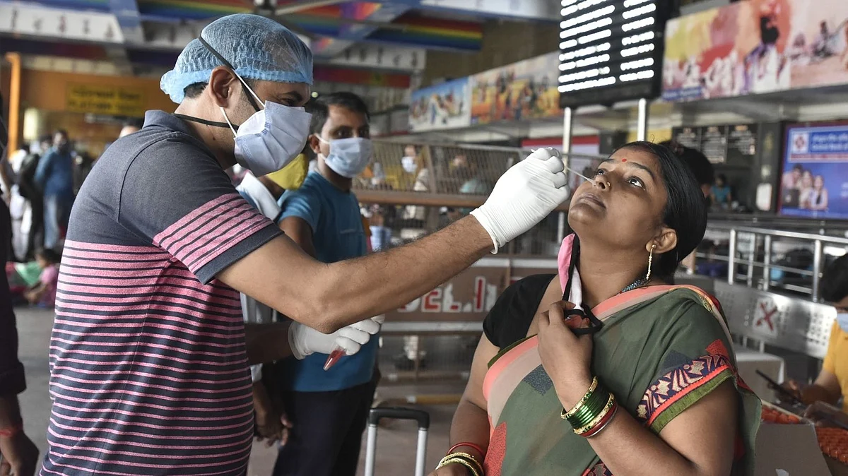 Covid-19 Updates: भारत में बीते 24 घंटे में कोरोना के 2,71,202 नए मामले, 314 लोगों की मौत
