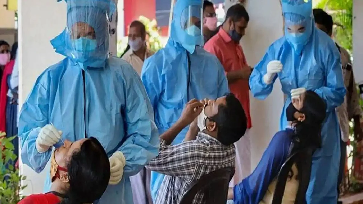 Covid Update: भारत में कोरोना के 2,64,202 नए मामले, सक्रिय आंकड़े 13 लाख के करीब