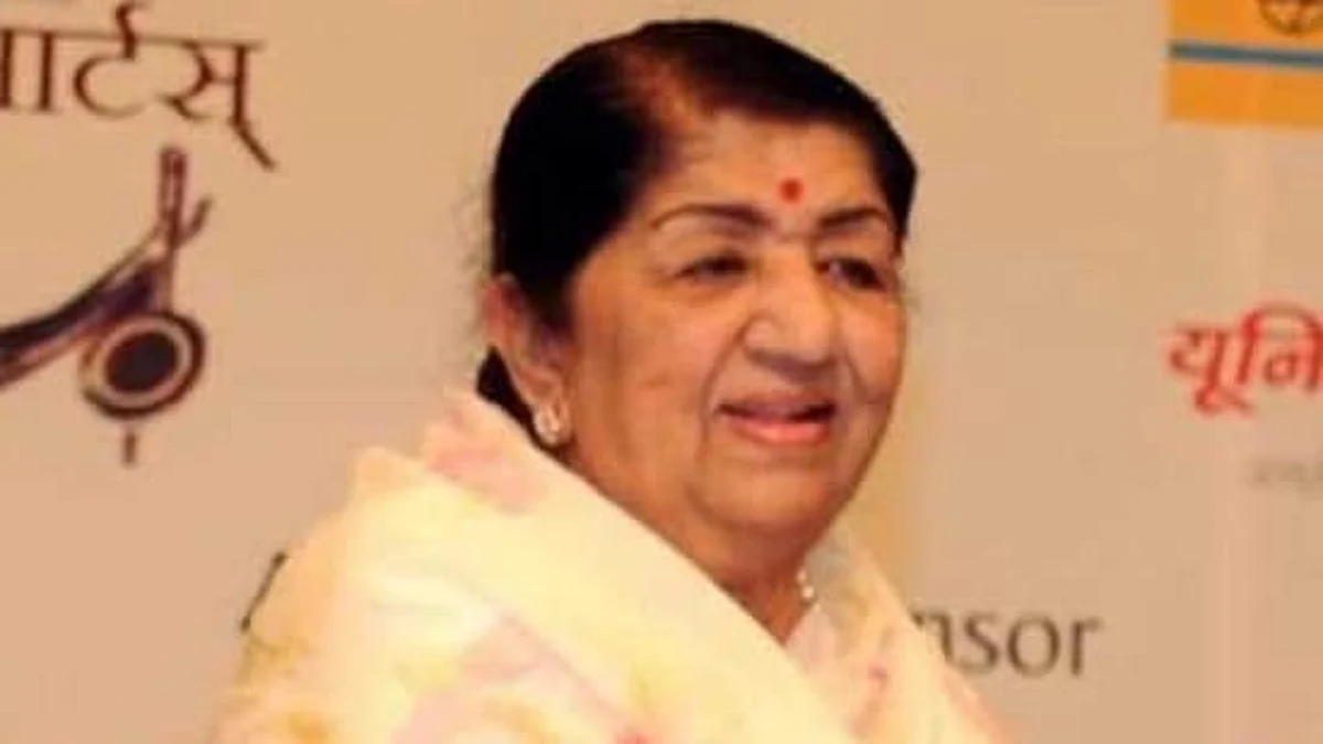 Lata Mangeshkar Covid Positive: लेजेंडरी सिंगर लता मंगेशकर कोरोना पॉजिटिव, मुंबई के ब्रीच कैंडी अस्पताल के ICU में हुईं भर्ती