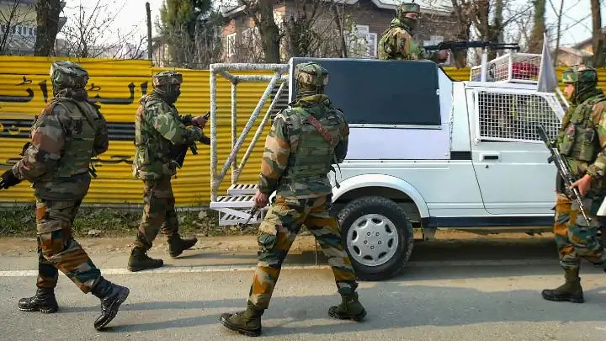 जम्मू-कश्मीरः सुरक्षाबलों को मिली बड़ी कामयाबी, लश्कर के खूंखार आतंकी सलीम पर्रे को किया ढेर