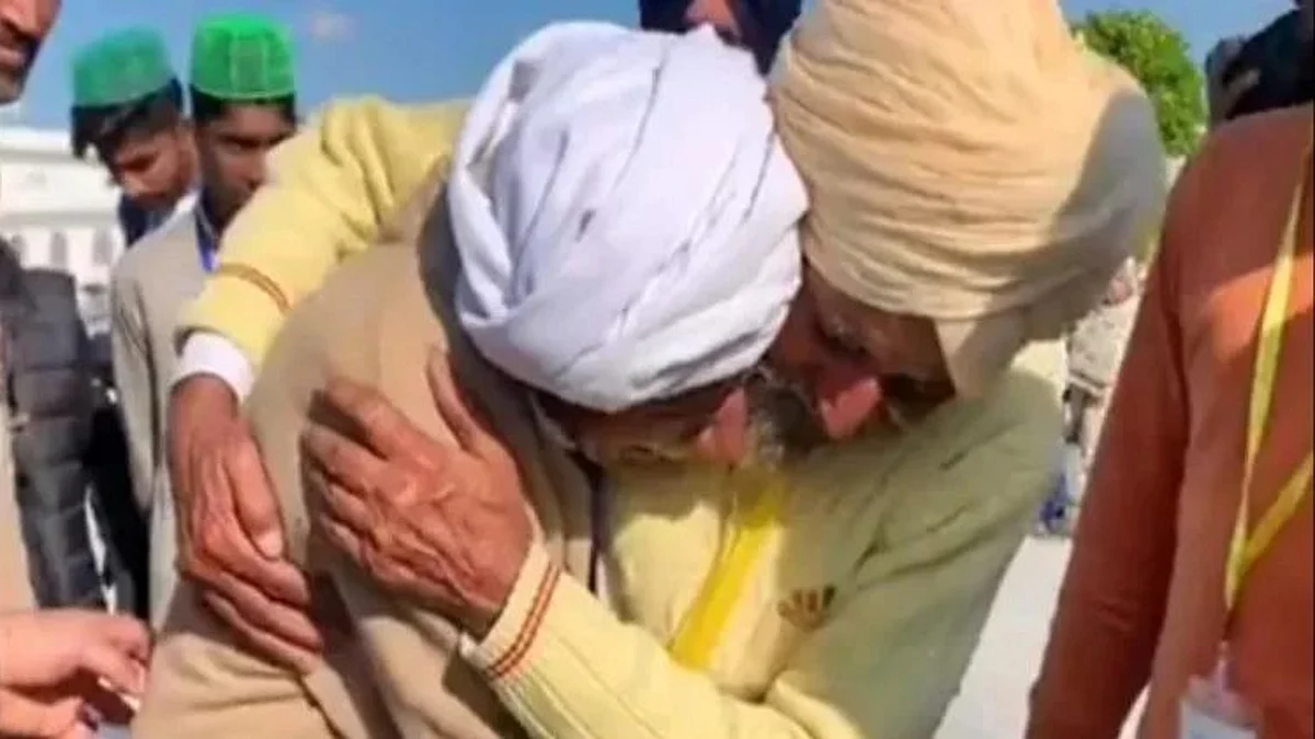 Kartarpur Corridor: करतारपुर कॉरिडोर से 74 साल बाद मिले दो भाई, भारत-पाकिस्तान विभाजन के समय हो गए थे जुदा
