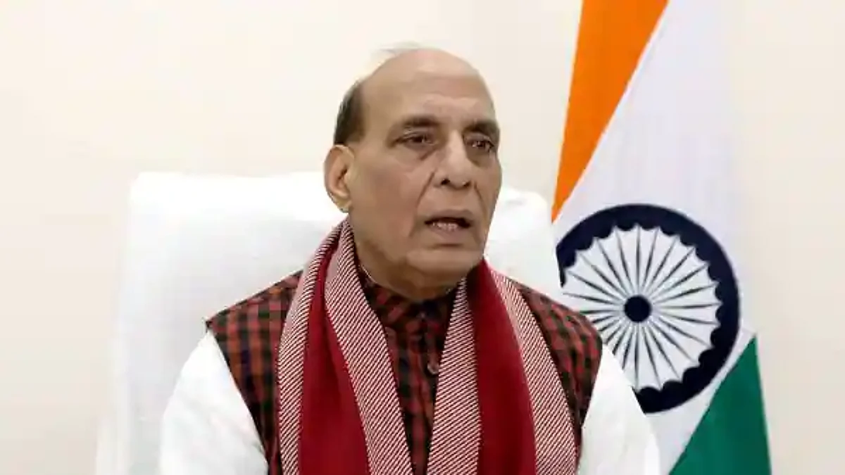Rajnath Singh Corona Positive: रक्षा मंत्री राजनाथ सिंह हुए कोरोना संक्रमित, घर में खुद को किया क्वारंटीन