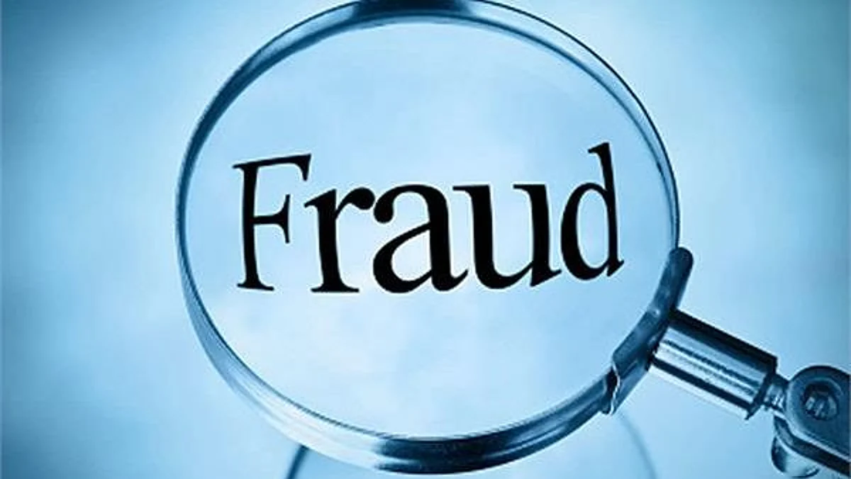 बागपत: डीएम भी हो गए ठगों का शिकार, शादी अनुदान योजना का लाभ दिलाने के बदले ऐंठ लिए पैसे