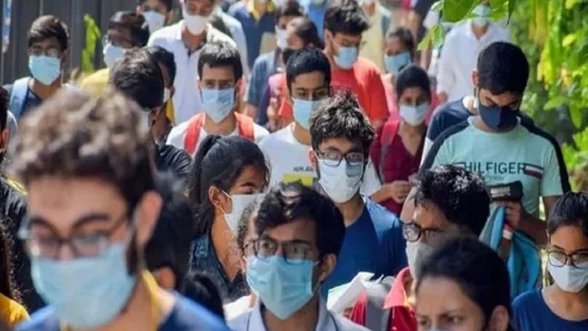Covid cases in Delhi: दिल्ली में पिछले 24 घंटे के भीतर 5481 नए केस, पॉजिटिविटी रेट 8.37 फीसदी तक पहुंची