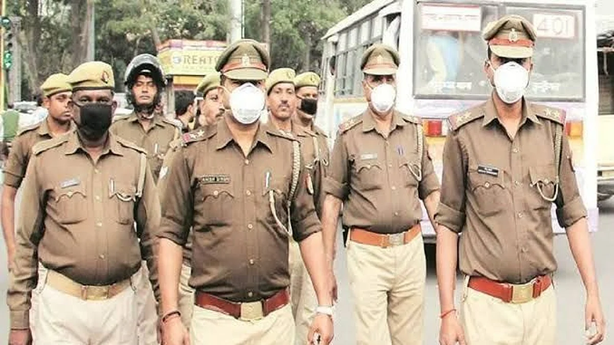 यूपी में 4 मई तक सभी पुलिसकर्मियों की छुट्टियां रद्द, धार्मिक हिंसा को देखते हुए सीएम योगी का बड़ा फैसला