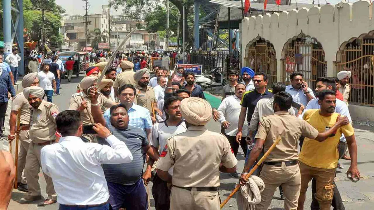 Patiala Violence: हिंसक झड़प के बाद एक्शन में सरकार, आईजी, एसएसपी और एसपी हटाए गए, इंटरनेट सेवा बंद