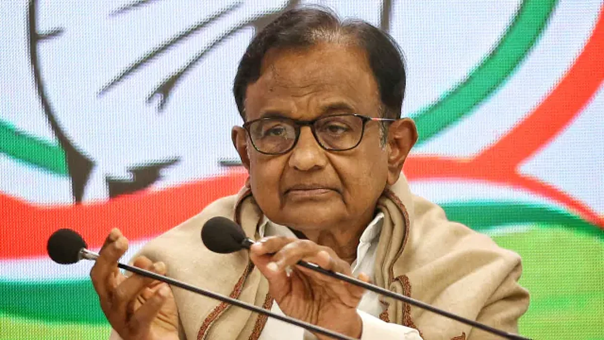 चिदंबरम का असम के मुख्यमंत्री पर हमला, कहा- मेवाणी मामले में झूठा FIR कराने वाले का पता लगाए CBI