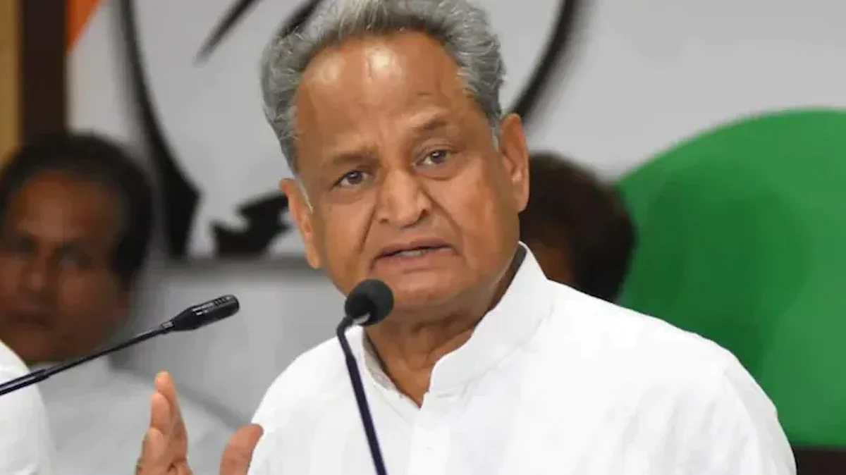 राजस्थान के सीएम गहलोत का केंद्र सरकार पर आरोप, बोले 'पेट्रोल-डीजल पर टैक्स लगाकर कमाया है सबसे ज्यादा राजस्व'