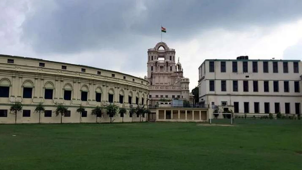 लखनऊ के ला मार्टिनियर कालेज में दो बच्चे कोरोना संक्रमित, 2 दिन के लिए बंद हुआ स्कूल
