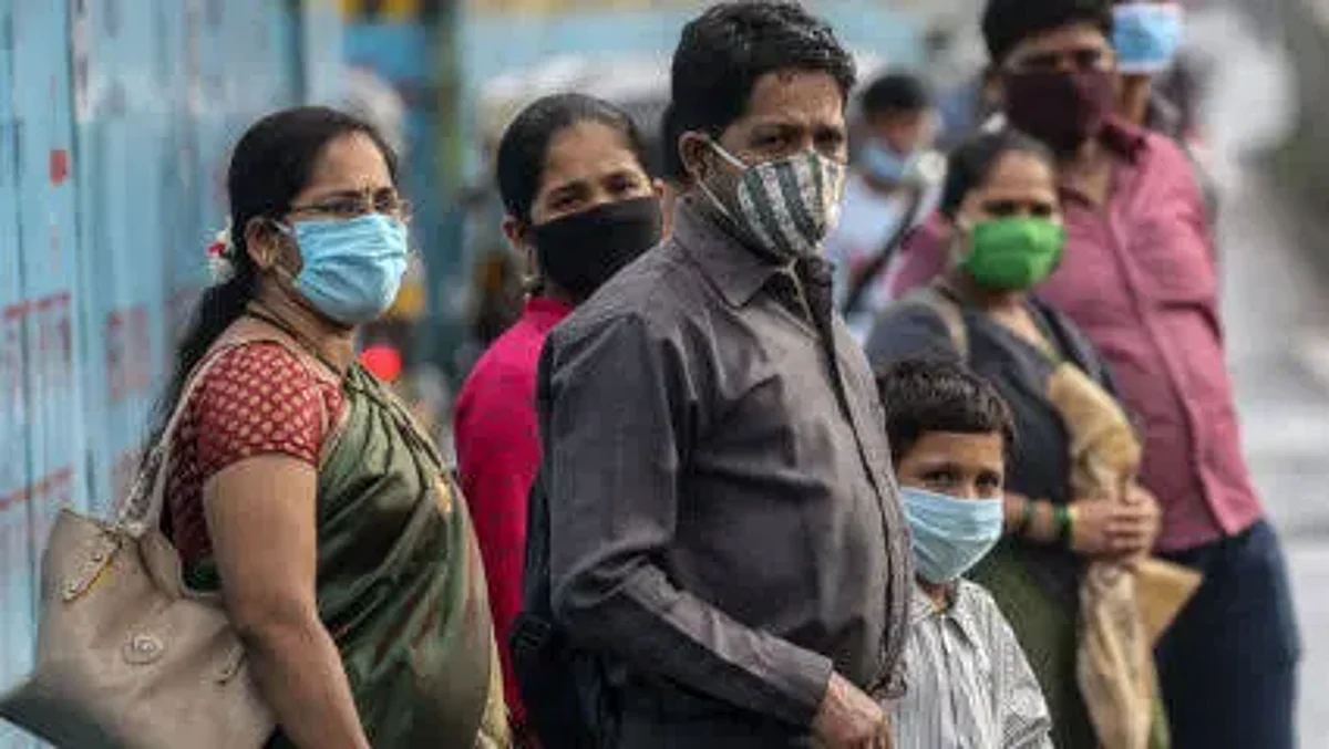 सार्वजनिक स्थलों पर मास्क लगाना जरुरी, छत्तीसगढ़ स्वास्थ्य विभाग ने जारी किया निर्देश