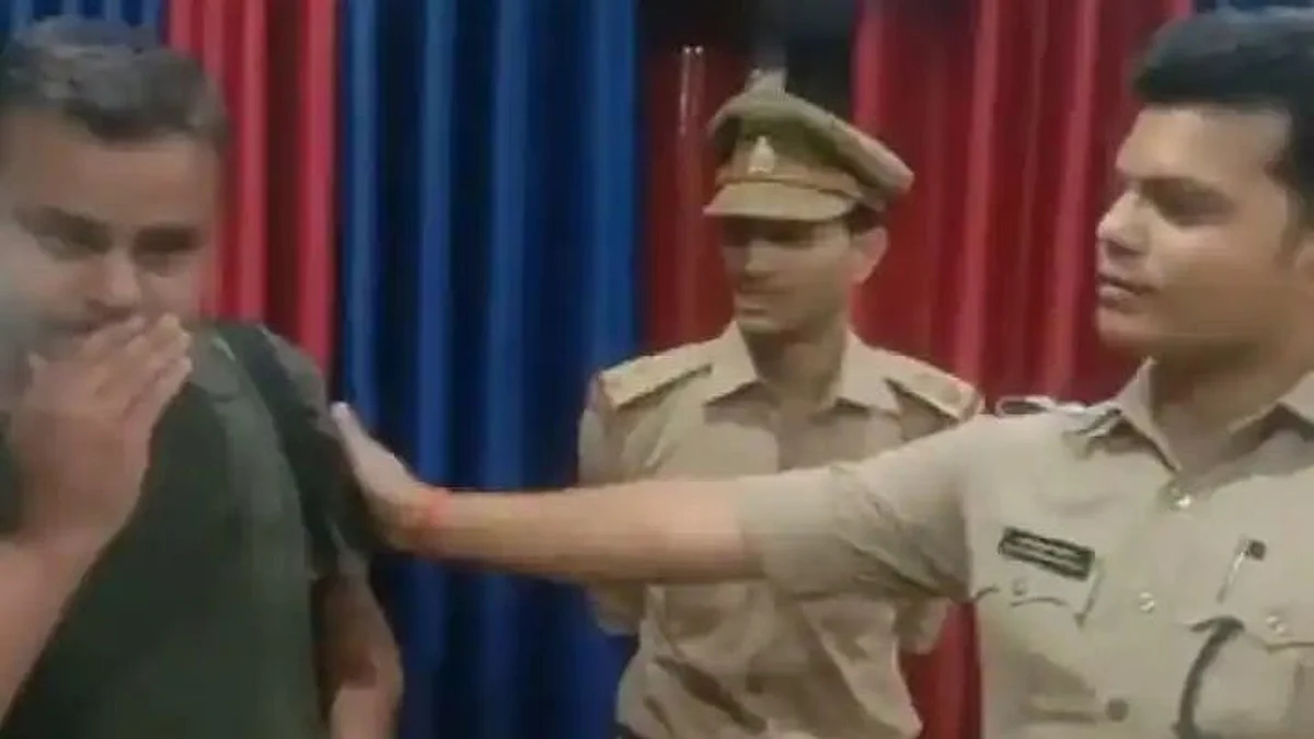 गोरखपुर पुलिस ने 90 मिनट में खोजा निकाला भारतीय मूल के आस्ट्रेलियाई नागरिक का खोया हुआ बैग