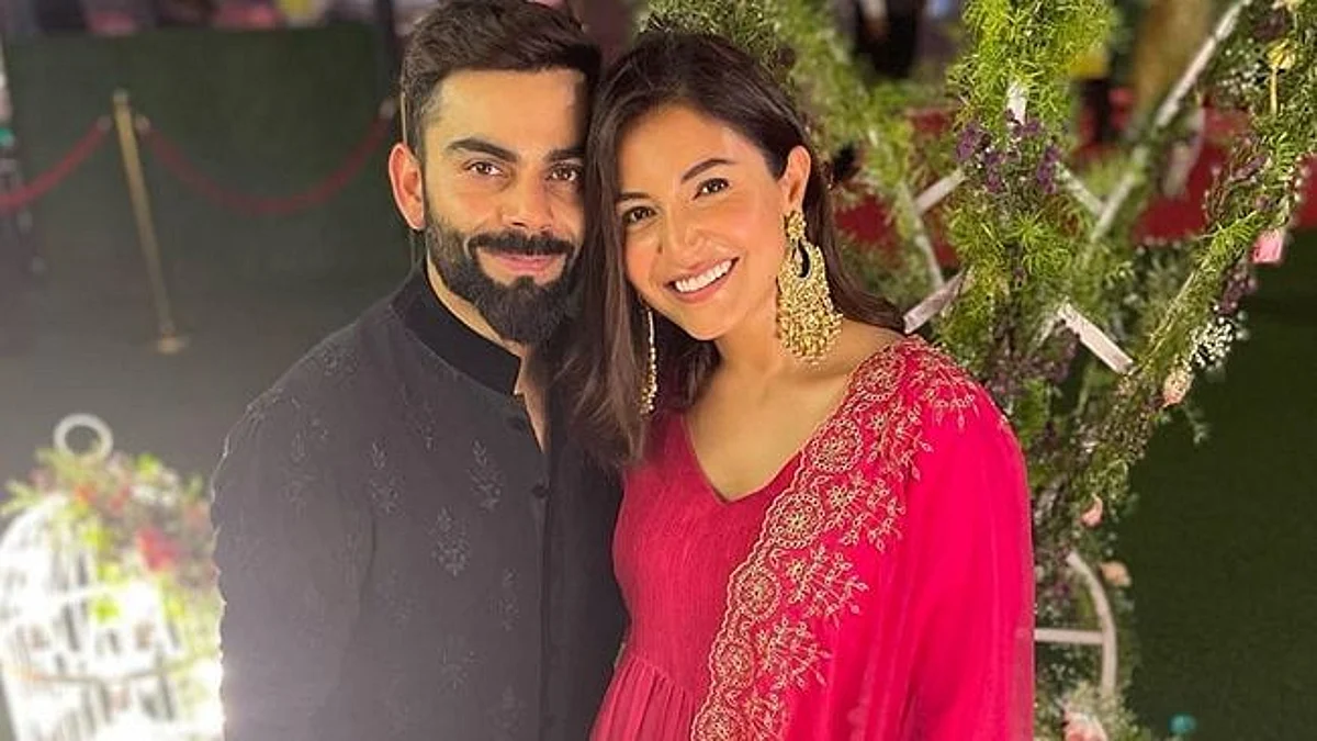 वेडिंग फंक्शन में छाया Anushka Sharma-Virat Kohli का ट्रेडिशनल लुक, एक्ट्रेस ने दिखाई बबल लाइफ की झलक