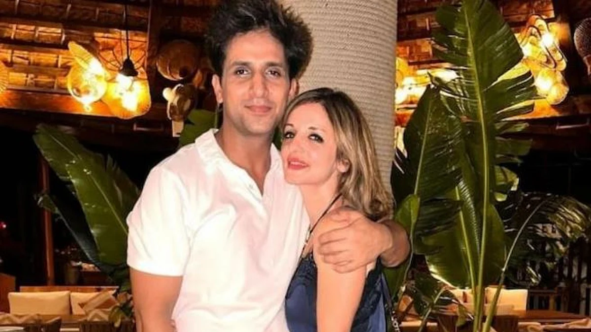 अपने ब्बॉयफ्रेंड अर्सलान गोनी के साथ सुजैन खान ने शेयर की रोमांटिक तस्वीर