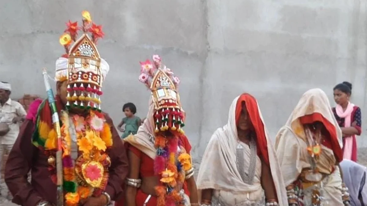 मध्यप्रदेश: अलीराजपुर में हुआ अनोखा विवाह, युवक ने लिव इन की 3 प्रेमिकाओं से की शादी