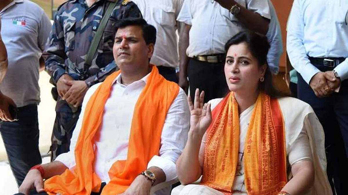 अस्पताल से छुट्टी मिलने के बाद नवनीत राणा बोलीं- हनुमान चालीसा पढ़ना गुनाह, तो 14 दिन नहीं 14 साल जेल में रहने को तैयार
