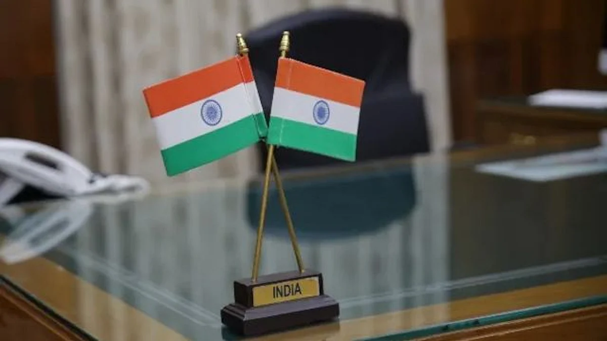 जम्मू-कश्मीर में बड़ा प्रशासनिक फेरबदल, 20 IAS अधिकारियों समेत 33 नौकरशाहों का हुआ तबादला